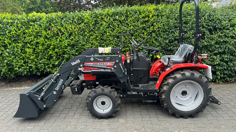 Fieldtrac 270D mit Frontlader, Angebot + Wiesenschleppe ab 229 € p/Monat.