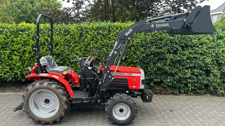 Fieldtrac 270D mit Frontlader, Angebot + Wiesenschleppe ab 229 € p/Monat.